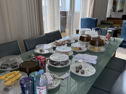 Constant food – all the time!